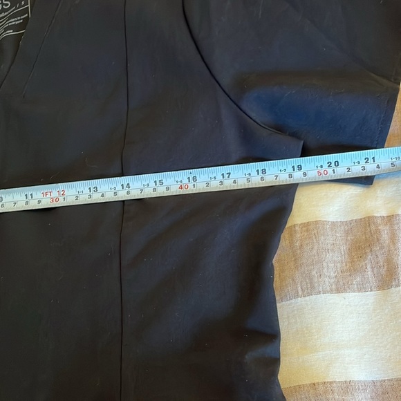 Figs Black pullover short sleeve medical scrubs front pocket top size small - Picture 12 of 14